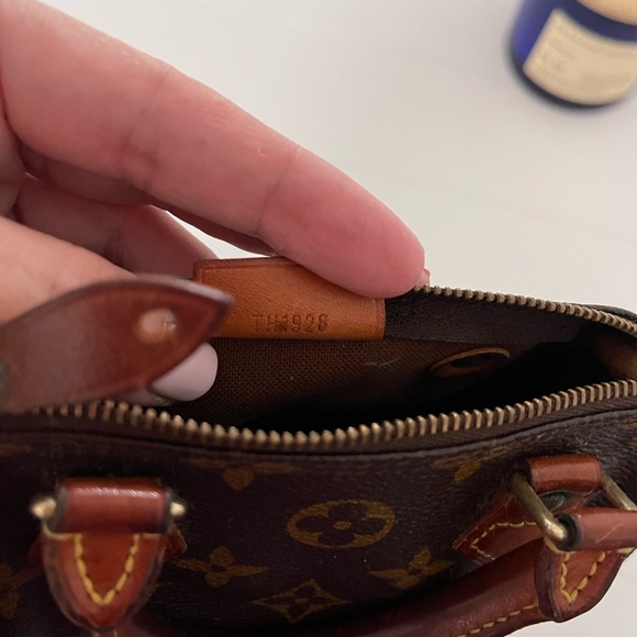 Louis Vuitton Vintage mini speedy in EUC!!! - Picture 3 of 5